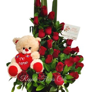 Arreglo Floral Rosas y Peluche